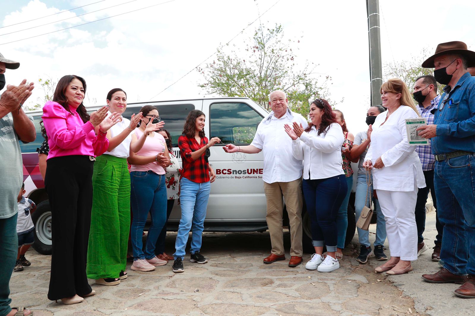 Foto Boletin 350 Entrega Unidades El Triunfo