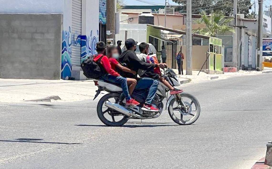 Motocicleta Alternativa De Transporte Para Economizar