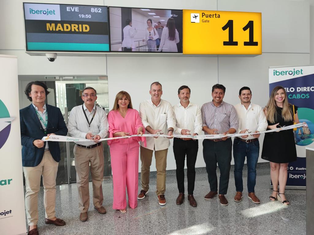 Foto Boletin Setue 108 Vuelo Inaugural Madrid Los Cabos 1