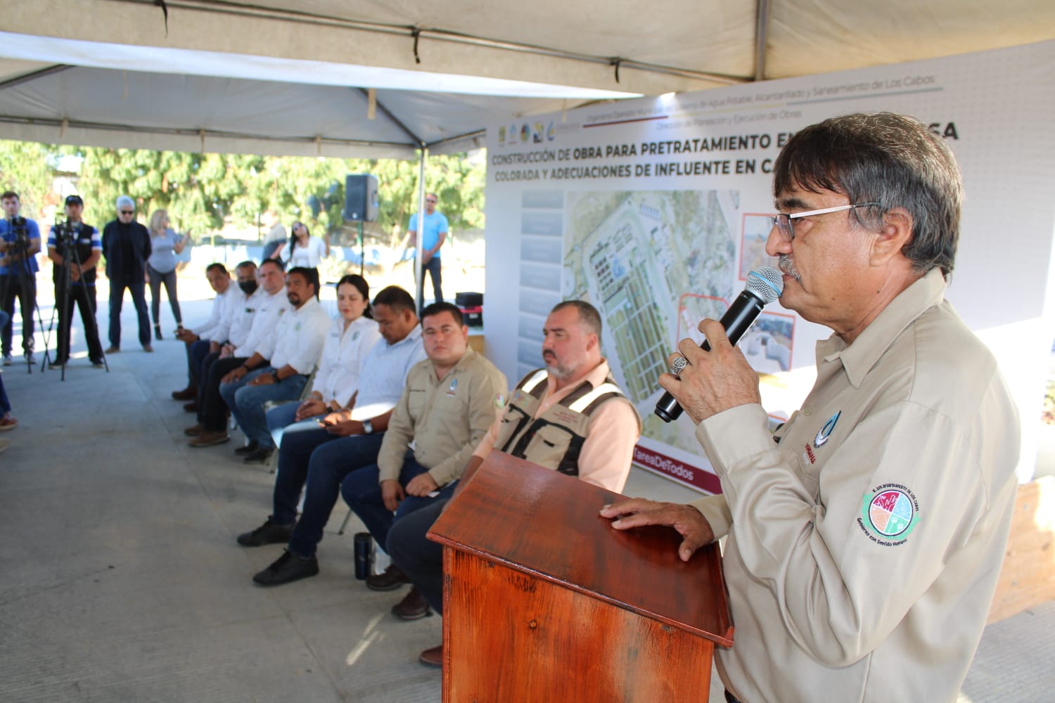 01 Importante Denunciar Los Derrames De Agua Para Dar Respuesta En Lo Inmediato Alcalde Oscar Leggs Castro 04