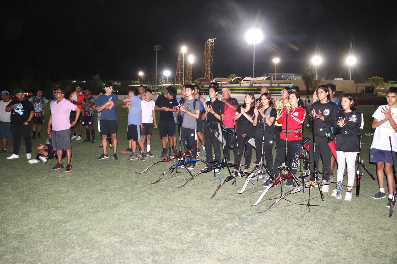 06 Instala Gobierno De Los Cabos 18 Luminarias En El Estadio Leonardo Gastelum De Csl2