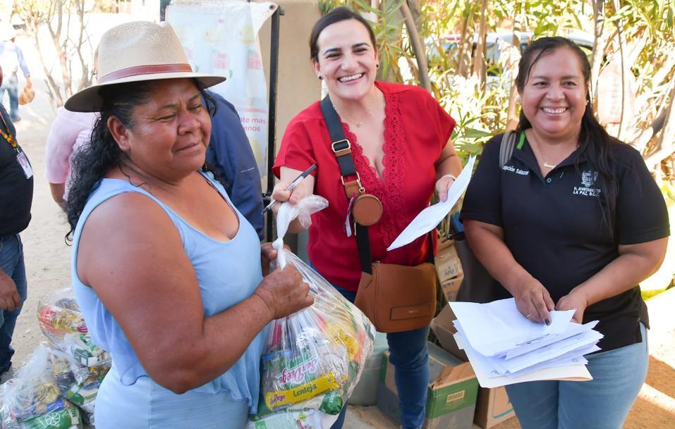 Entregan Apoyos Alimentarios A 20 Familias En Los Planes