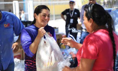 Entrega Dif La Paz 369 Apoyos A Pobladores De La Soledad