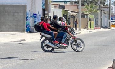 Motocicleta Alternativa De Transporte Para Economizar