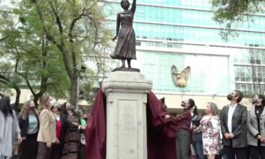 Presentan 4 Estatuas Mujeres Destacadas Cdmx