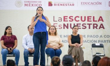 Indira Tecoman La Escuela A