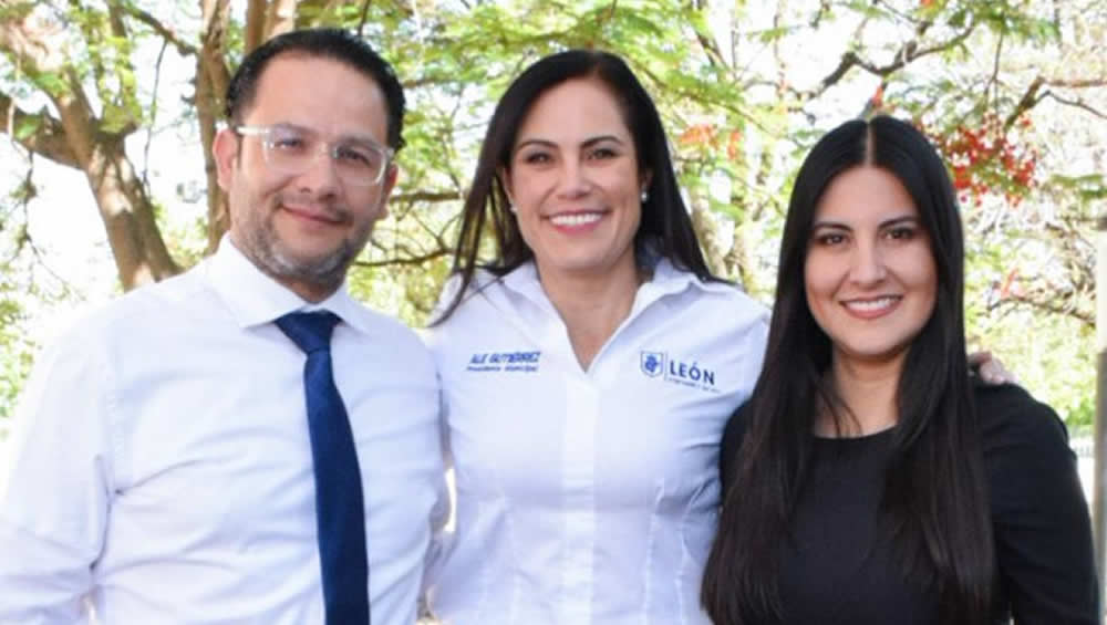 Alcaldesa De Leon Con Mariana Nieto Y Manuel Mora