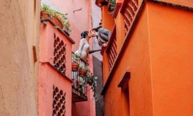 Reabren El Callejon Del Beso En Guanajuato