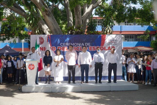 Foto Prensa Inicio Ciclo Escolar 3 E1693867655993