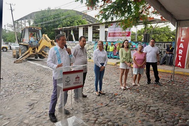 Obra De Agua Y Drenaje