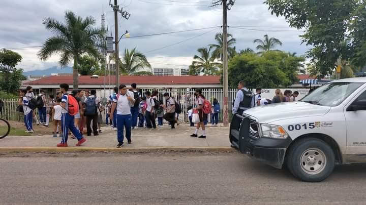 Suspenden Clases En Bahia De Banderas Por Huracan Orlene