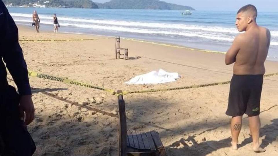 Playa Guayabitos Acordonada Por Menor Ahogado Cover