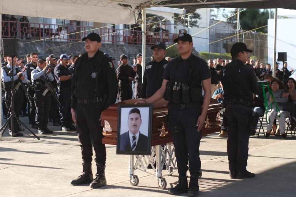 Homenaje Policia Tepic 1 Cover