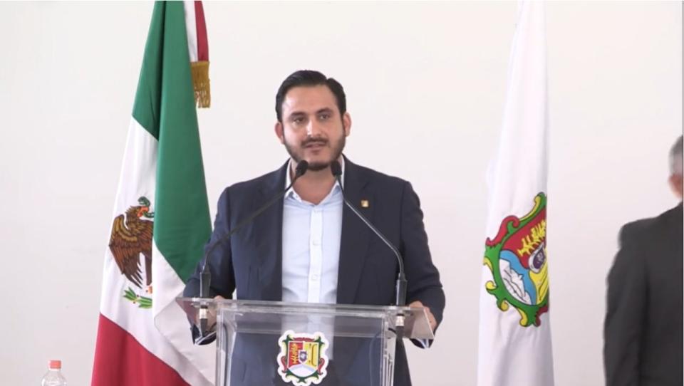 Secretario De Turismo De Nayarit Cover