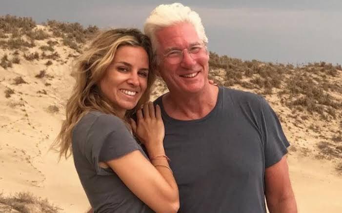 Alejandra Silva Y Richard Gere Cover