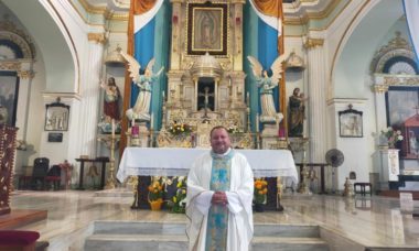 Ungen Padre Arturo Arana Nuevo Parroco Templo Guadalupe 1 Cover