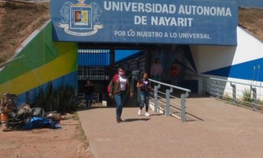 Entrada De La Universidad Autonoma De Nayarit Cover