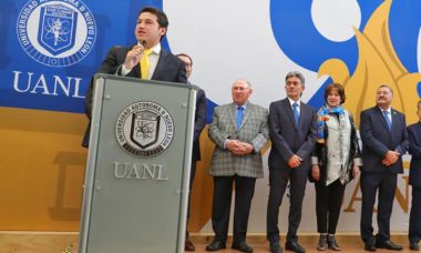 12 90 Aniversario Uanl