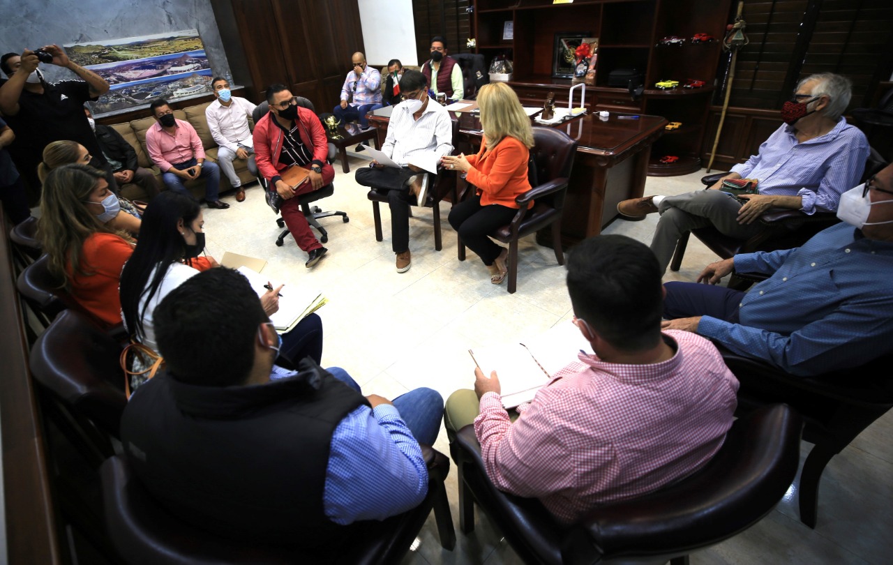 02 Acuerda Alcalde Oscar Leggs Castro Con Empresarios Del Centro Historico De Sjc Verificar Que Bares Y Restaurantes Respeten Los Limites De Decibeles Permitidos 03