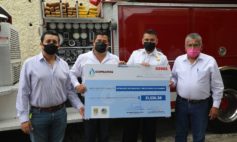 03 Gracias Al Pago Mensual Que Realizan Los Usuarios De Oomsapas Los Cabos Entregan Recurso Economico A Bomberos Y Cruz Roja1