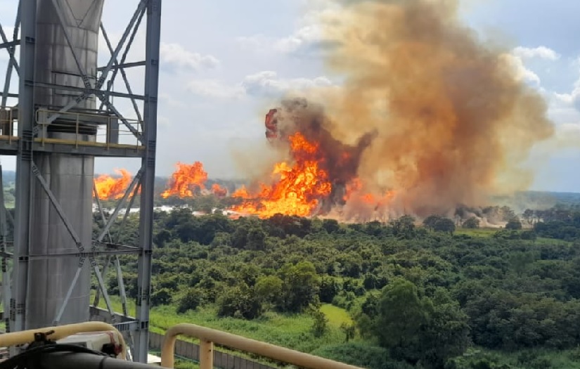 Explosion De Bateria De Pemex En Huimanguillo Tabasco