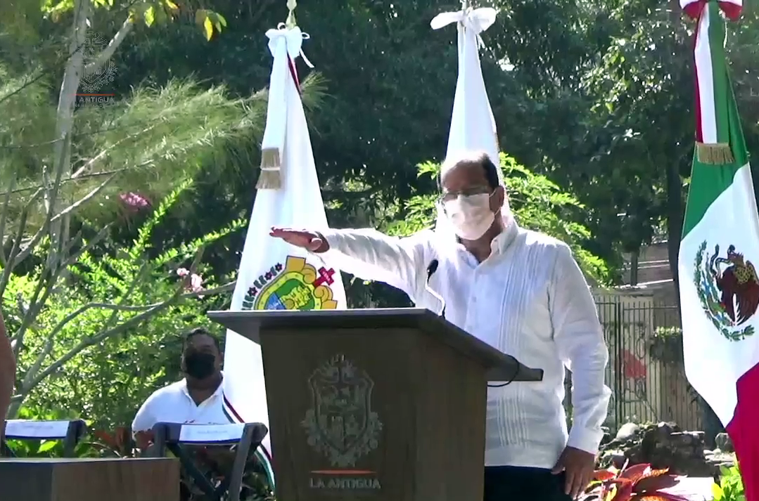 Toma Protesta El C. Adolfo B. Carrion Como Alcalde En La Antigua Veracruz