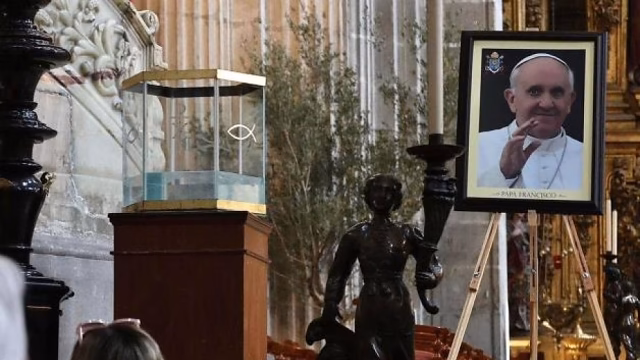 México rinde homenaje al Papa Francisco con libro de condolencias