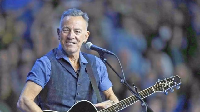 Bruce Springsteen desafía a Trump con un llamado a la libertad