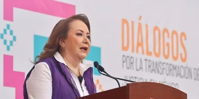 El INE archiva queja contra Yasmín Esquivel por reunión con sindicato