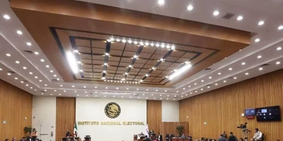 The INE cancels 17 applications due to resignation and incompatibility