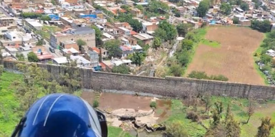 They are looking for the companion of the driver swept away by the current in Tonalá