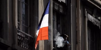 Frankreich verbietet zum Schutz Minderjähriger das Rauchen im öffentlichen Raum