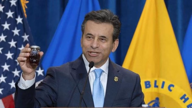 La FDA aprueba fármacos a velocidad Warp Speed y todos fingen sorpresa