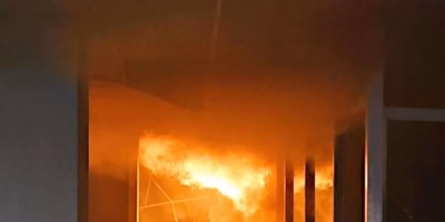 Maestros de la CETEG incendian oficinas del SNTE en protesta violenta