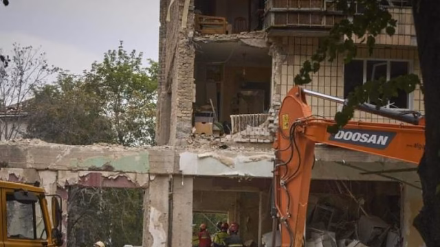 Zelenskyy exige acción global tras devastador ataque ruso en Kiev