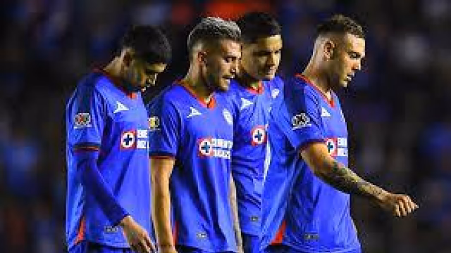 Christian Giménez defiende al América en medio de su crisis