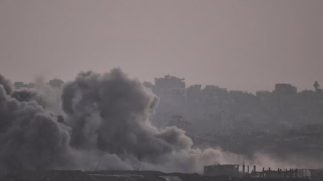 Hamás evalúa propuesta de tregua mientras escalan muertes en Gaza
