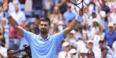 Djokovic supera una prueba de fuego y avanza con suspense en el US Open