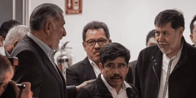 Hugo Aguilar finalizes details for his protest at the SCJN