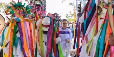 Sheinbaum delivers 140 million to indigenous communities in Querétaro