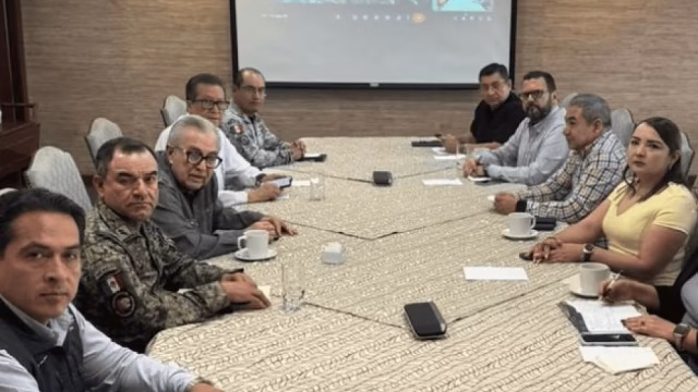 Sinaloa strengthens its state police with a military agreement and armored patrols