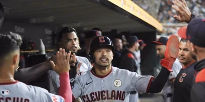 Guardianes desatan ofensiva récord en extras para hundir a Tigres
