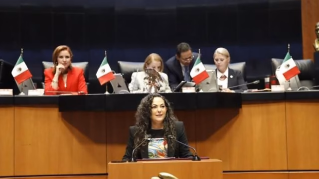 Senadora propone títulos profesionales con perspectiva de género