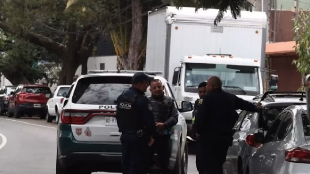 Sospechoso huye tras feminicidio en hotel de la CDMX