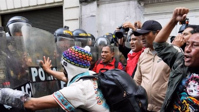 Transporters and young people protest in Lima due to insecurity and corruption