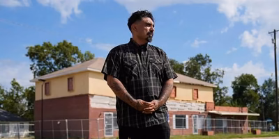 Veteranos que servirão nos Estados Unidos agora enfrentam ameaças de deportação