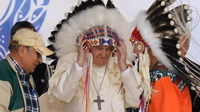El Vaticano devuelve objetos indígenas a Canadá en gesto de reconciliación