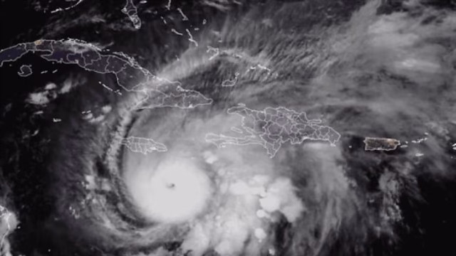 México activa protocolos de emergencia por huracán Melissa