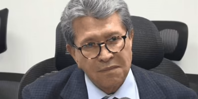 Morena propone reducir impuesto a refrescos light en el IEPS