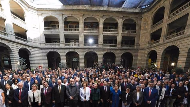 Federal government promotes SaberesMx platform to democratize education